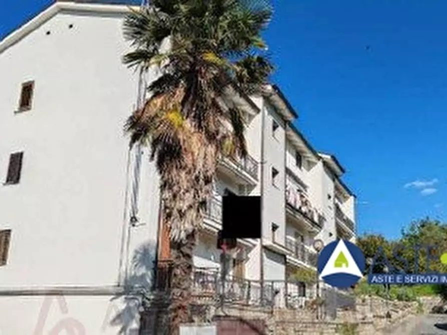 Immagine 1 di Appartamento in vendita  5 a Bomarzo