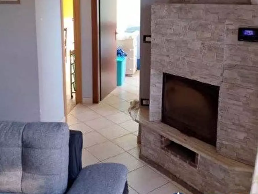 Immagine 1 di Appartamento in vendita  a Sutri