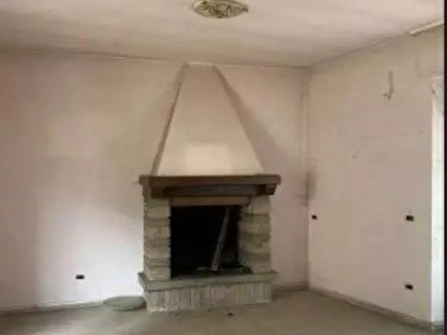 Immagine 2 di Appartamento in vendita  a Carbognano