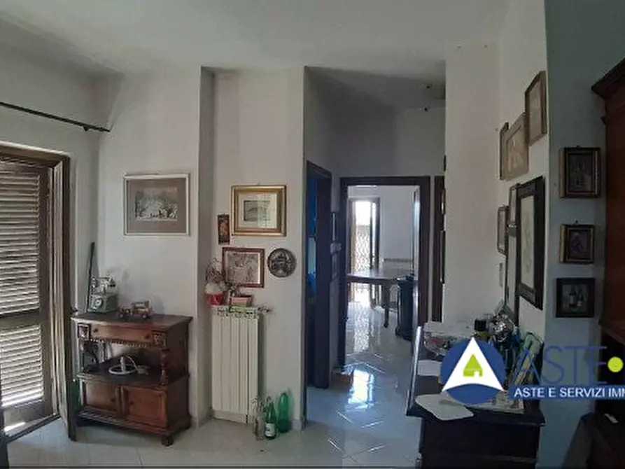 Immagine 3 di Appartamento in vendita  a Bomarzo