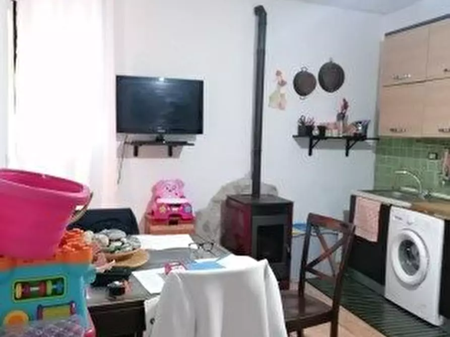 Immagine 5 di Appartamento in vendita  a Villa San Giovanni In Tuscia