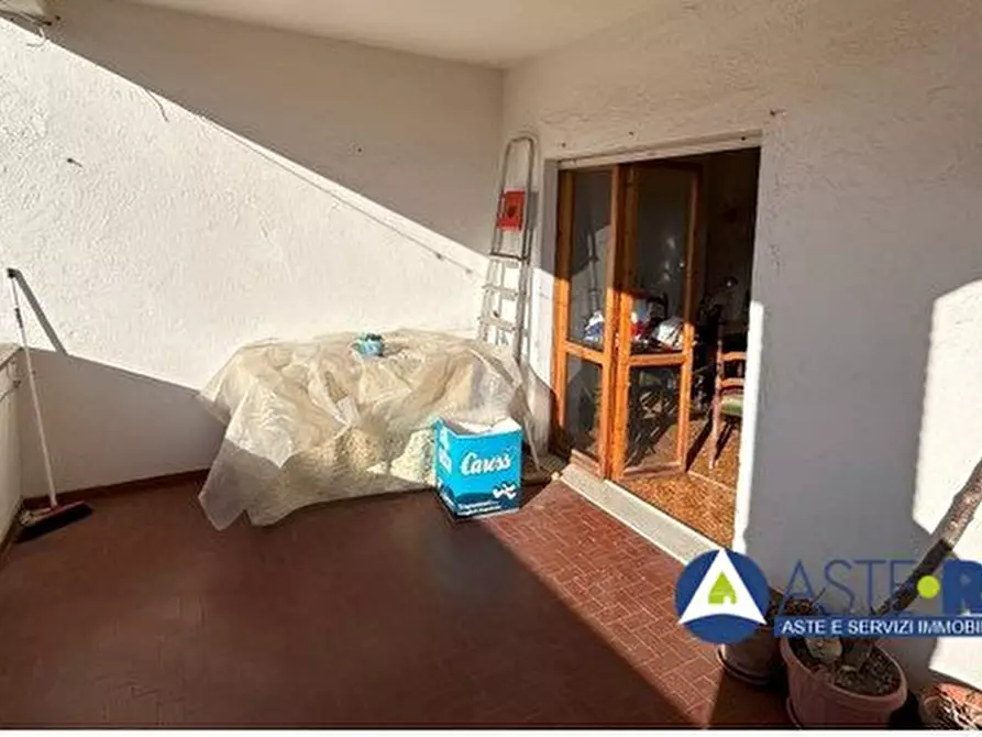 Immagine 10 di Appartamento in vendita  a Capranica