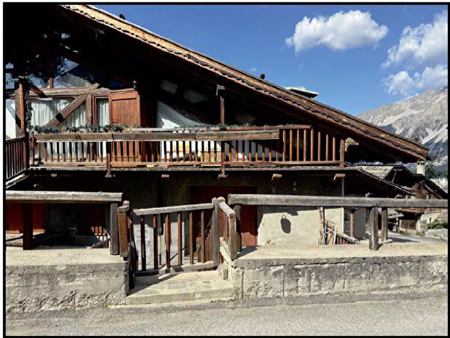 Immagine 2 di Appartamento in vendita  scn a Cesana Torinese