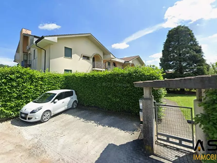 Immagine 1 di Appartamento in vendita  a Lonigo