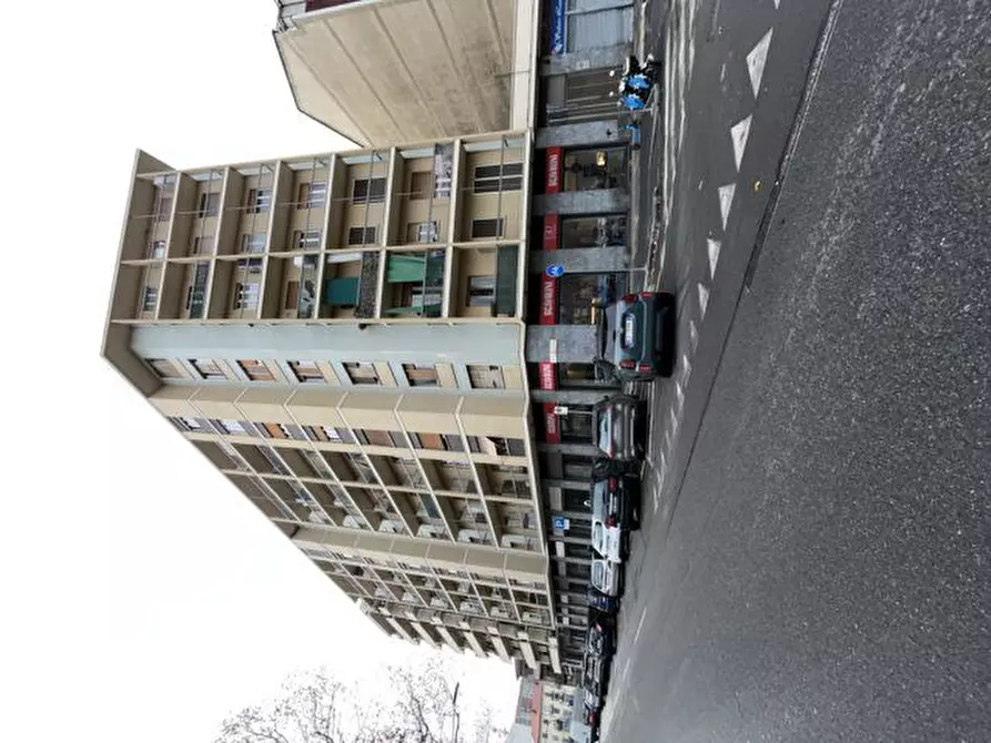 Immagine 2 di Appartamento in vendita  143 a Torino