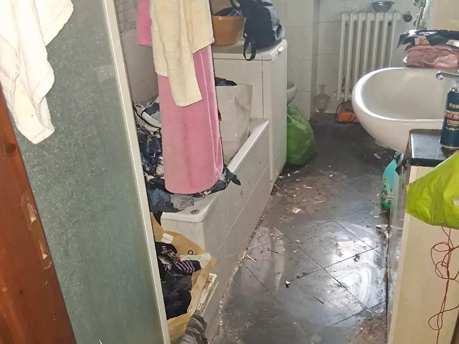 Immagine 4 di Appartamento in vendita  256 a Torino