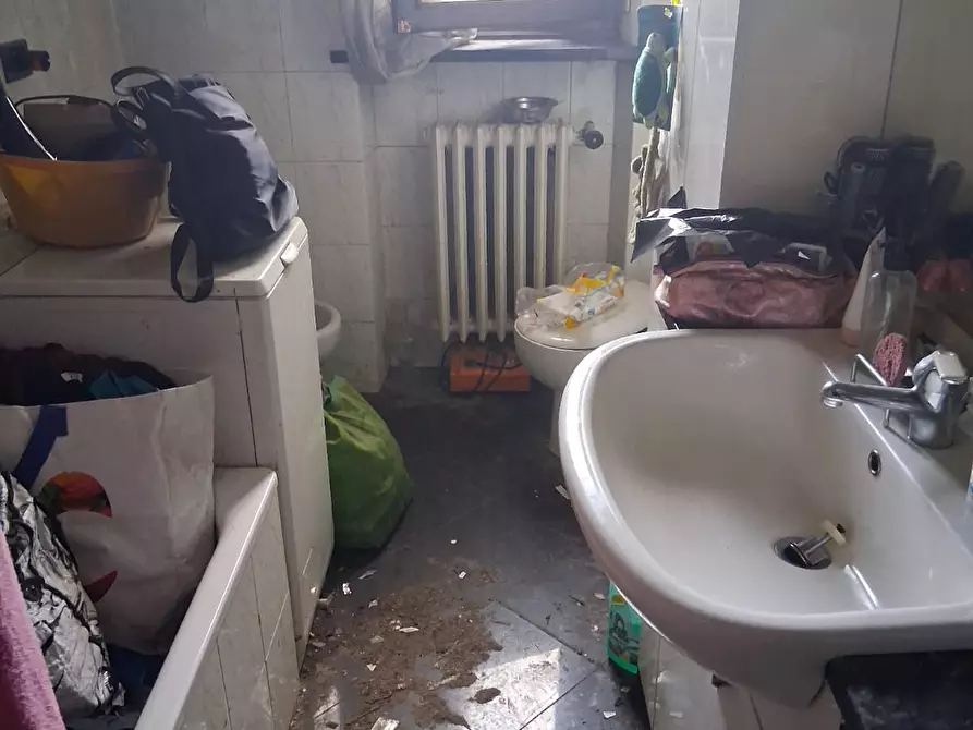 Immagine 9 di Appartamento in vendita  256 a Torino