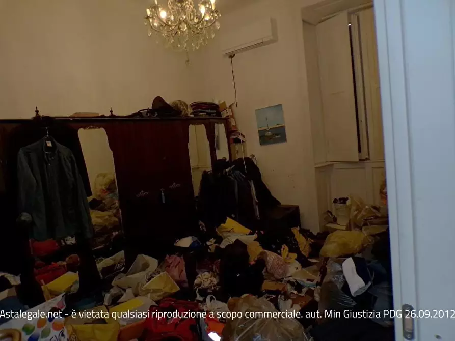 Immagine 8 di Appartamento in vendita  5 a Milano