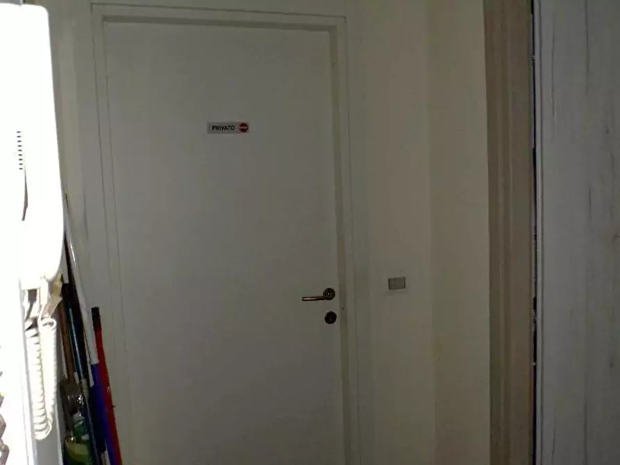 Immagine 6 di Appartamento in vendita  5 a Milano