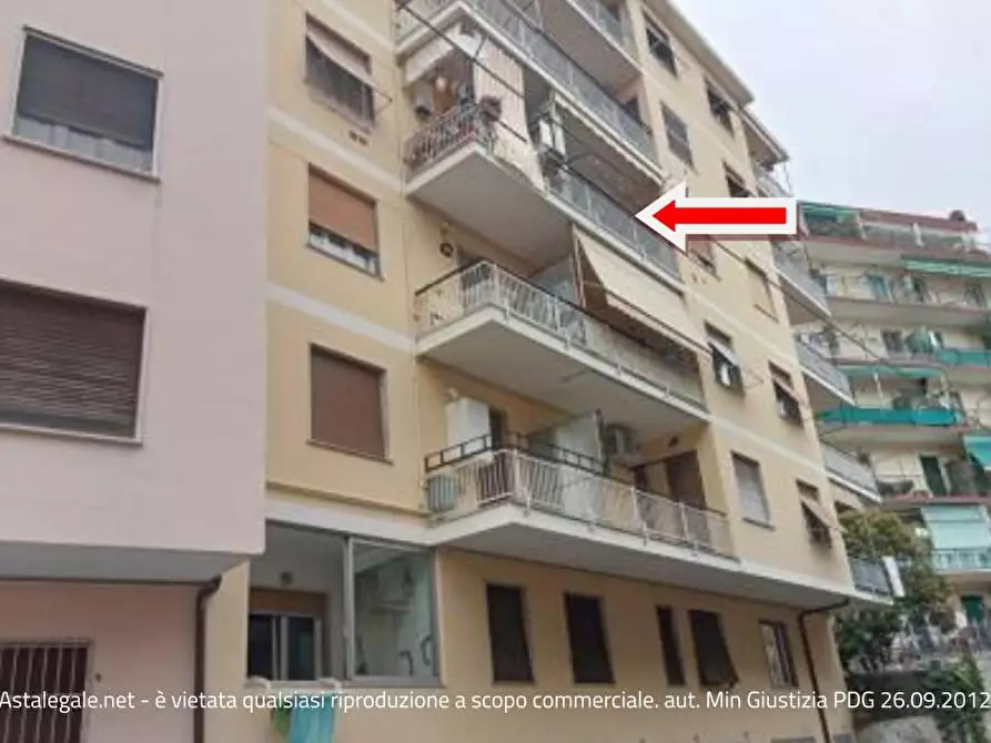 Immagine 3 di Appartamento in vendita  94 a San Remo