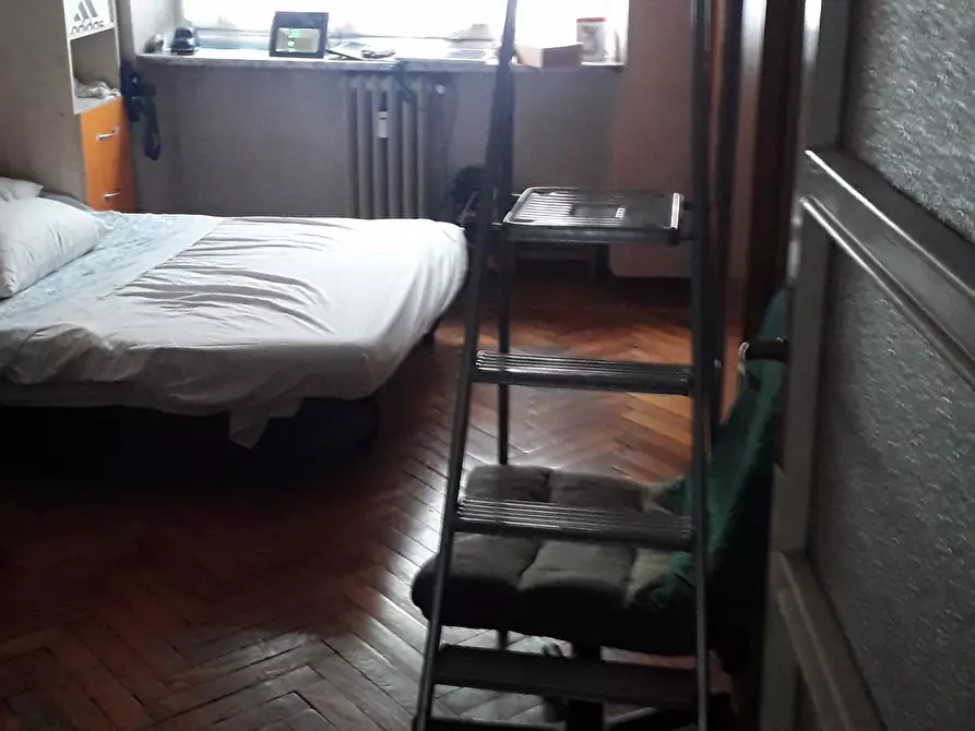 Immagine 5 di Appartamento in vendita  30 a Torino