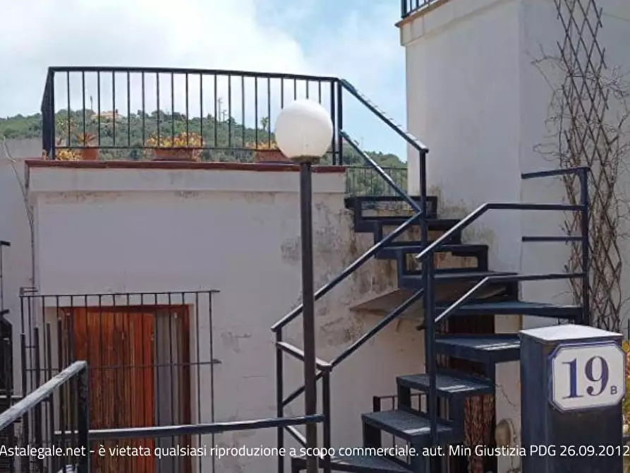 Immagine 2 di Appartamento in vendita  19B a Cervo