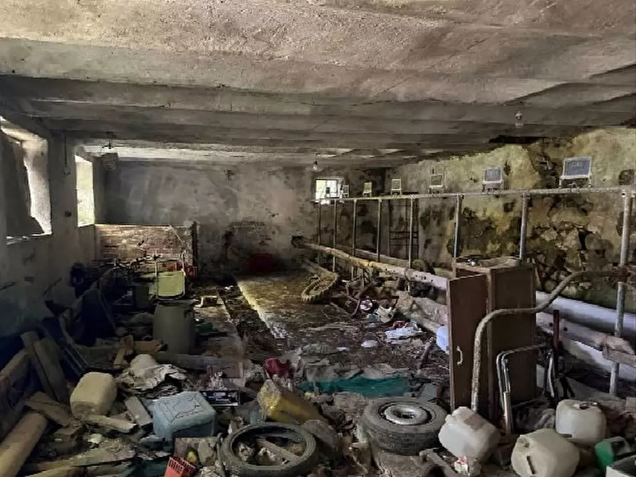 Immagine 5 di Appartamento in vendita  73 a Andrate