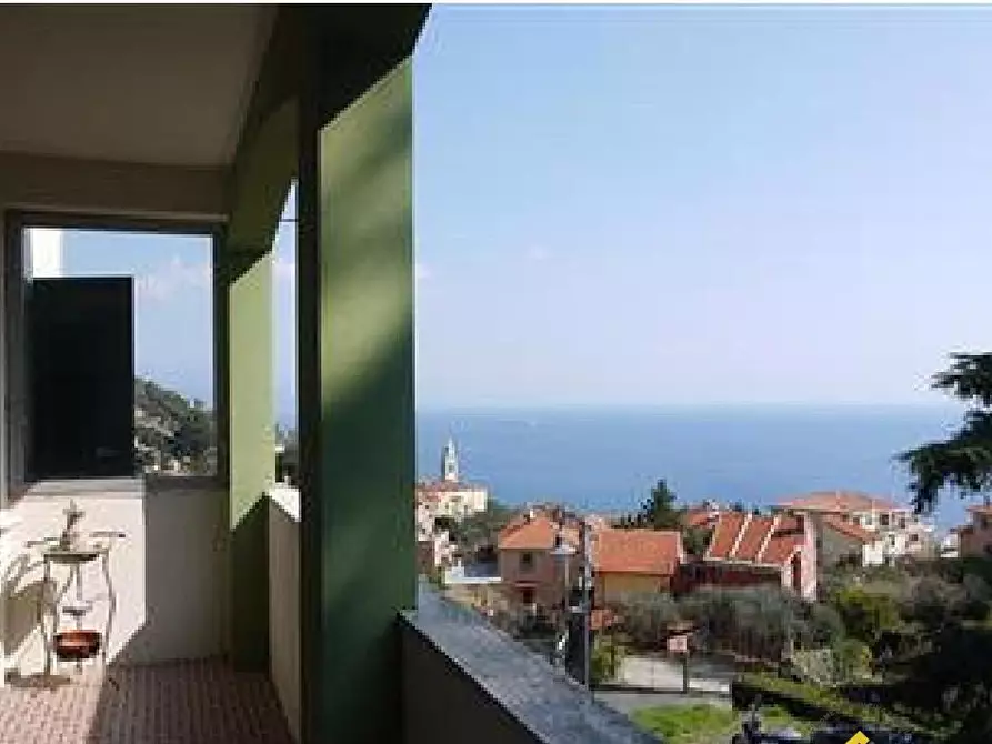 Immagine 6 di Appartamento in vendita  5 a Bergeggi