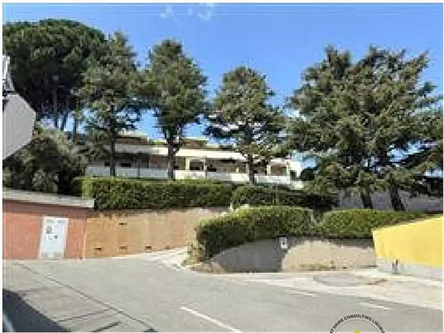 Immagine 7 di Appartamento in vendita  5 a Bergeggi