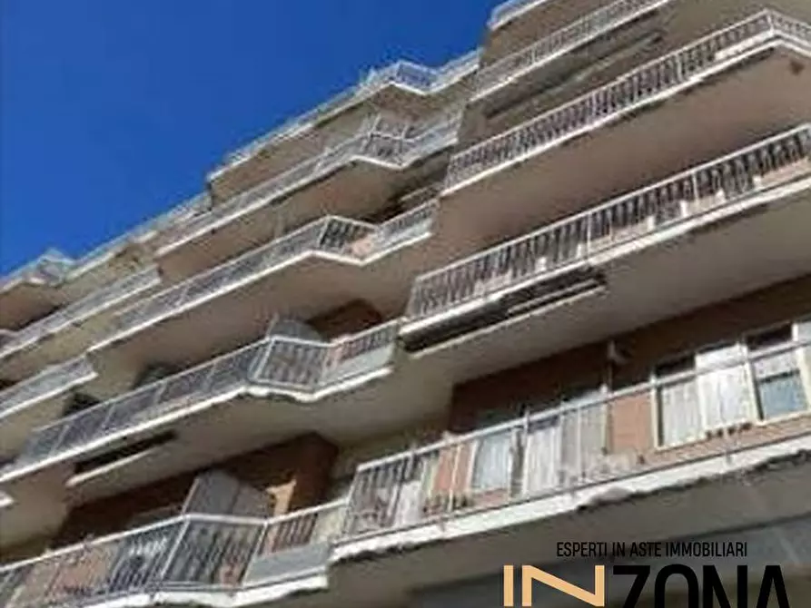 Immagine 3 di Appartamento in vendita  4 a Pescara