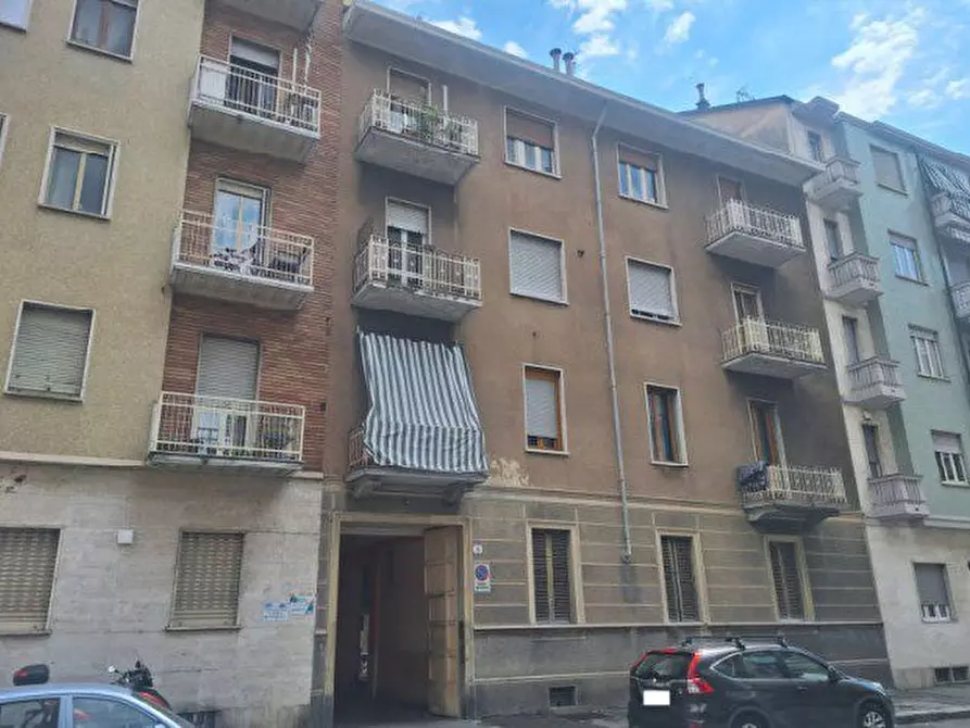 Immagine 2 di Appartamento in vendita  18 a Torino