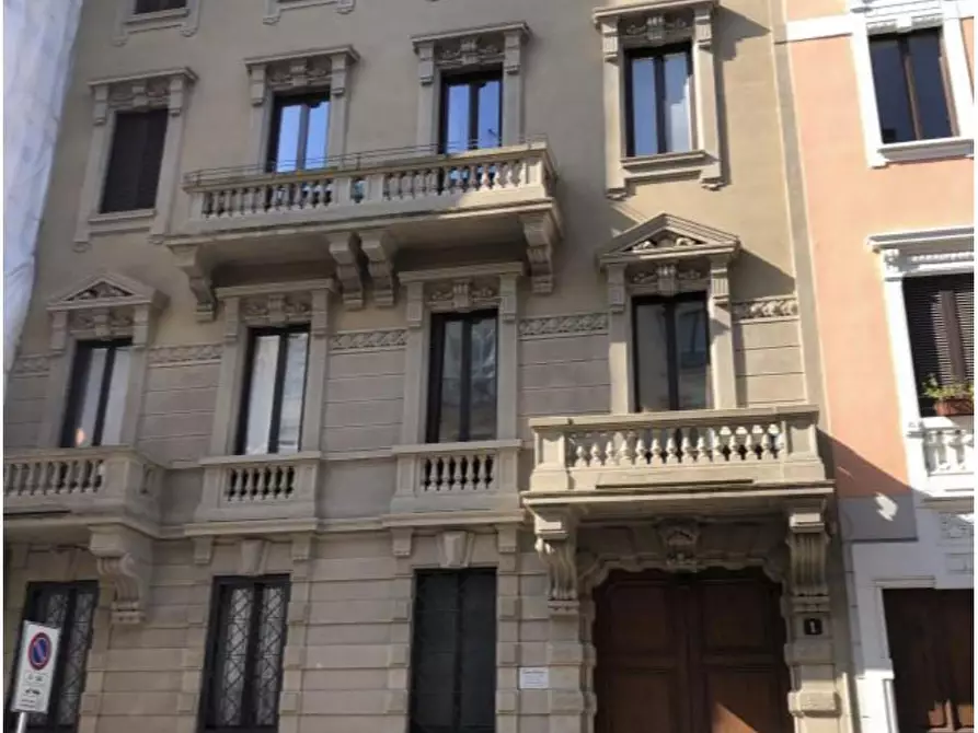 Immagine 4 di Appartamento in vendita  1 a Milano