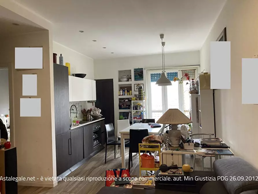 Immagine 10 di Appartamento in vendita  1 a Torino