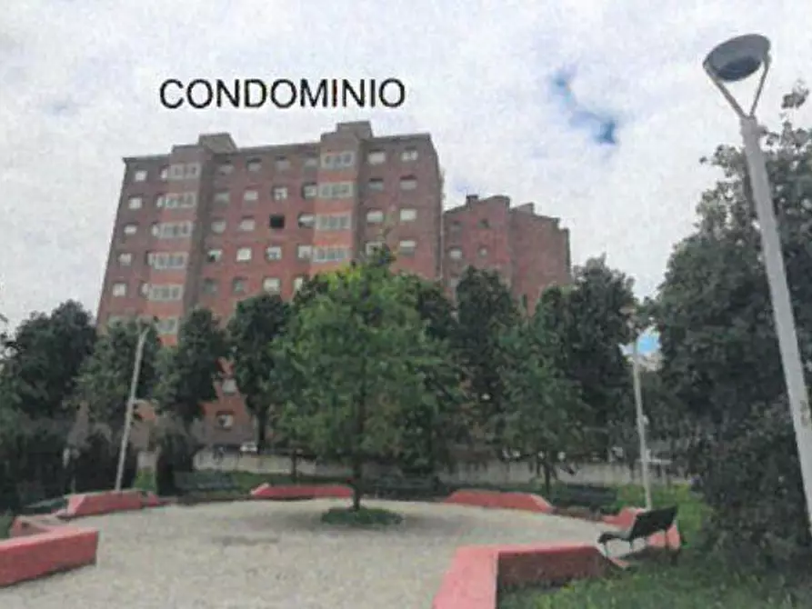 Immagine 2 di Appartamento in vendita  16 a Milano