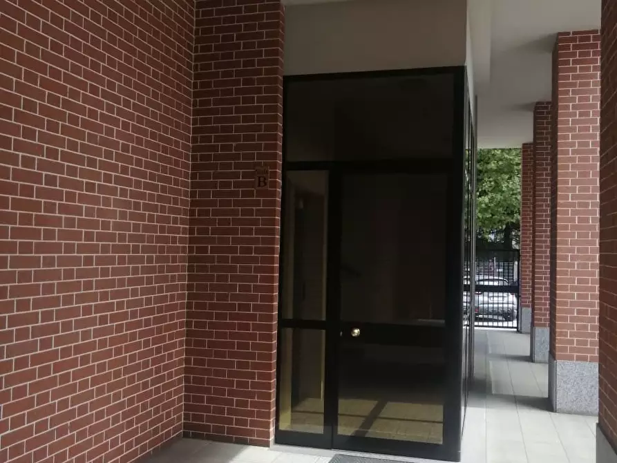 Immagine 4 di Appartamento in vendita  35 a Torino