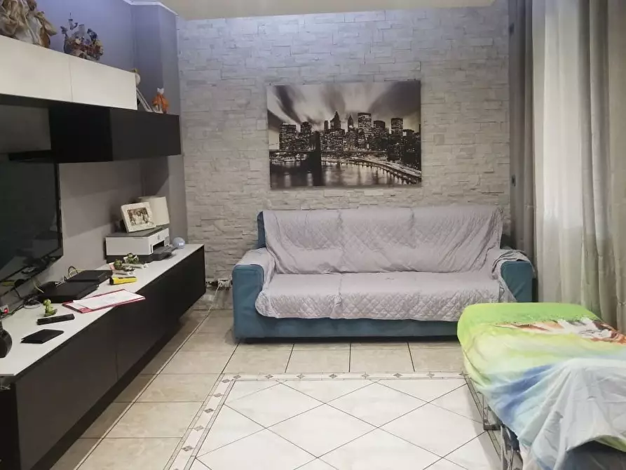 Immagine 8 di Appartamento in vendita  35 a Torino