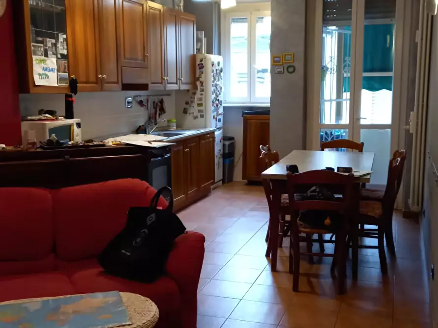 Immagine 4 di Appartamento in vendita  95 a Torino