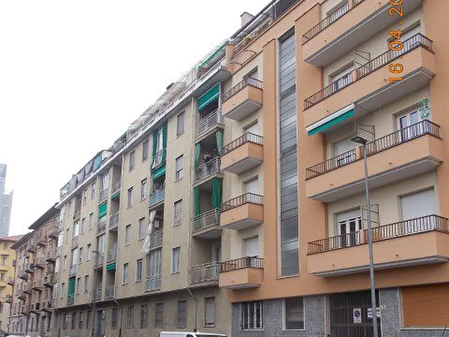 Immagine 2 di Appartamento in vendita  95 a Torino
