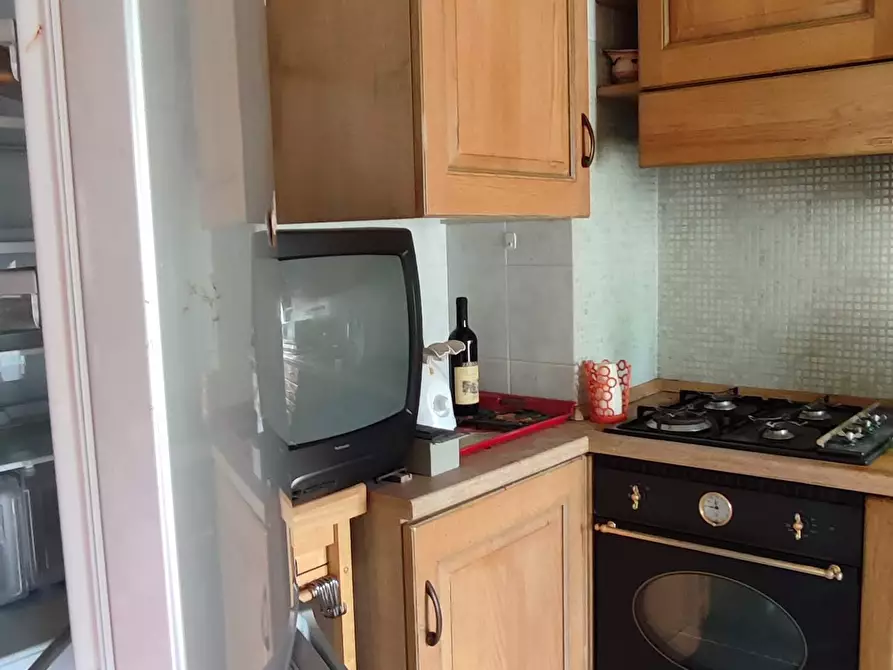 Immagine 9 di Appartamento in vendita  20 a Milano