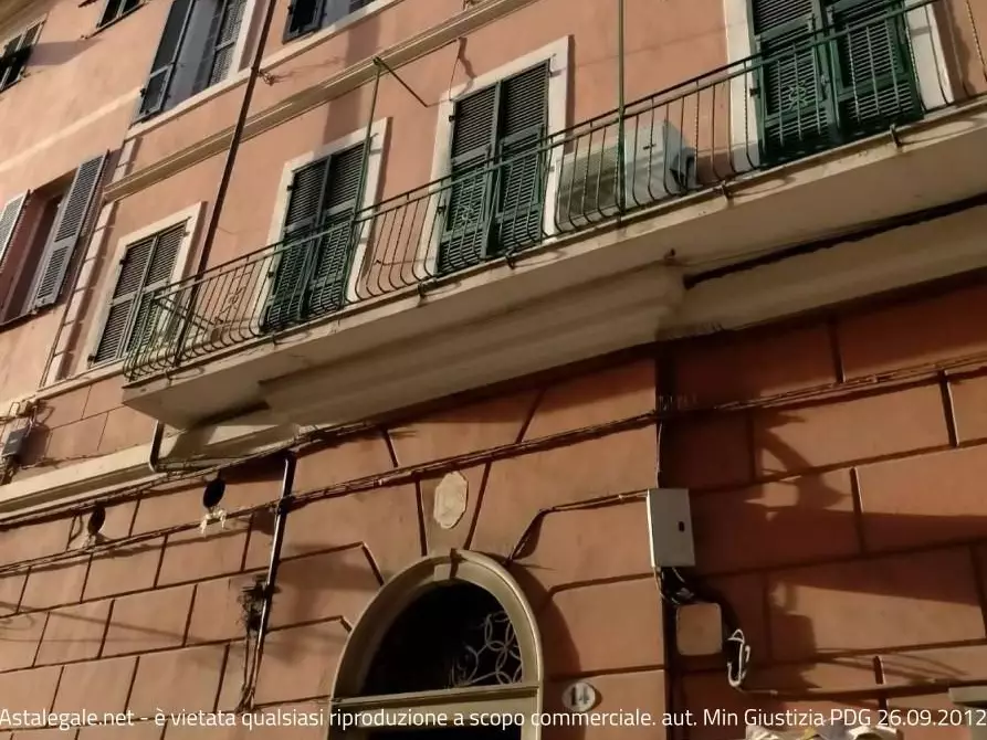 Immagine 3 di Appartamento in vendita  30 a Imperia