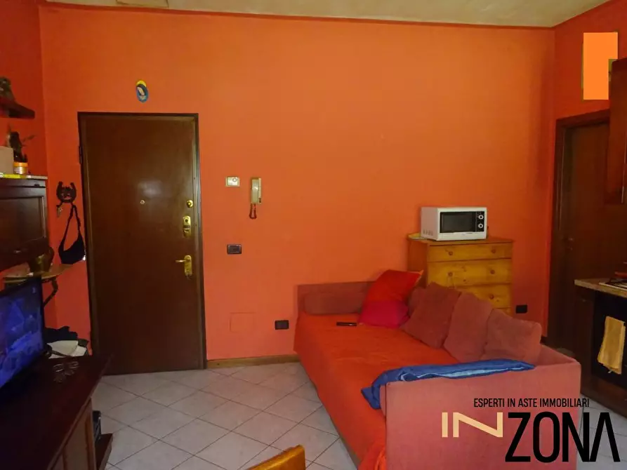 Immagine 5 di Appartamento in vendita  42 a Cornate D'adda