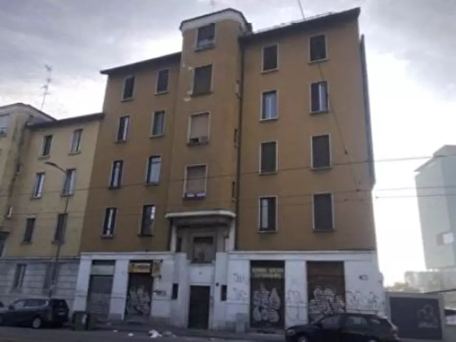 Immagine 2 di Appartamento in vendita  5 a Milano