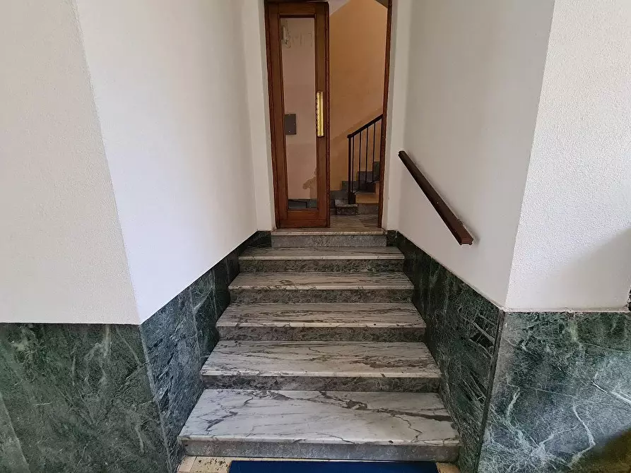 Immagine 5 di Appartamento in vendita  27 a Torino