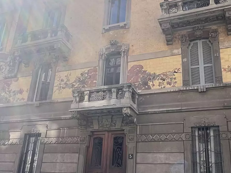 Immagine 3 di Appartamento in vendita  5 a Milano