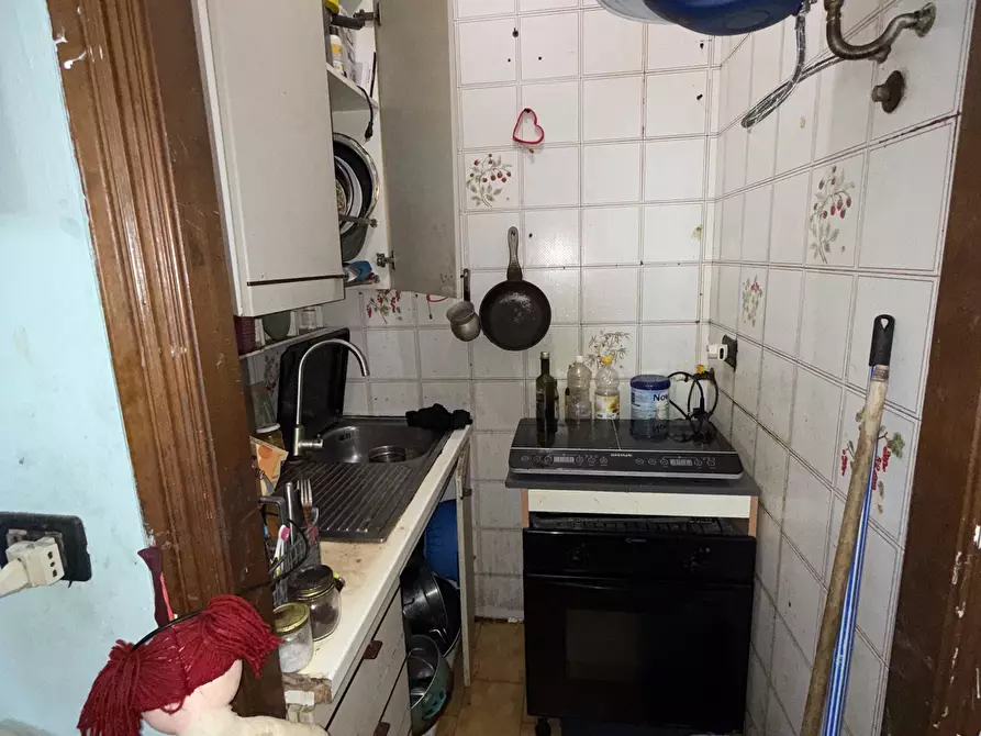 Immagine 4 di Appartamento in vendita  6 a Torino