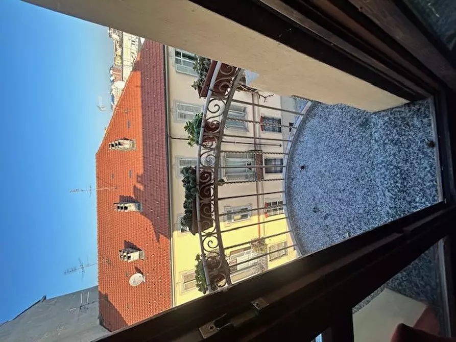 Immagine 7 di Appartamento in vendita  13 a Torino