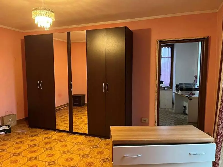 Immagine 5 di Appartamento in vendita  1 a Torino