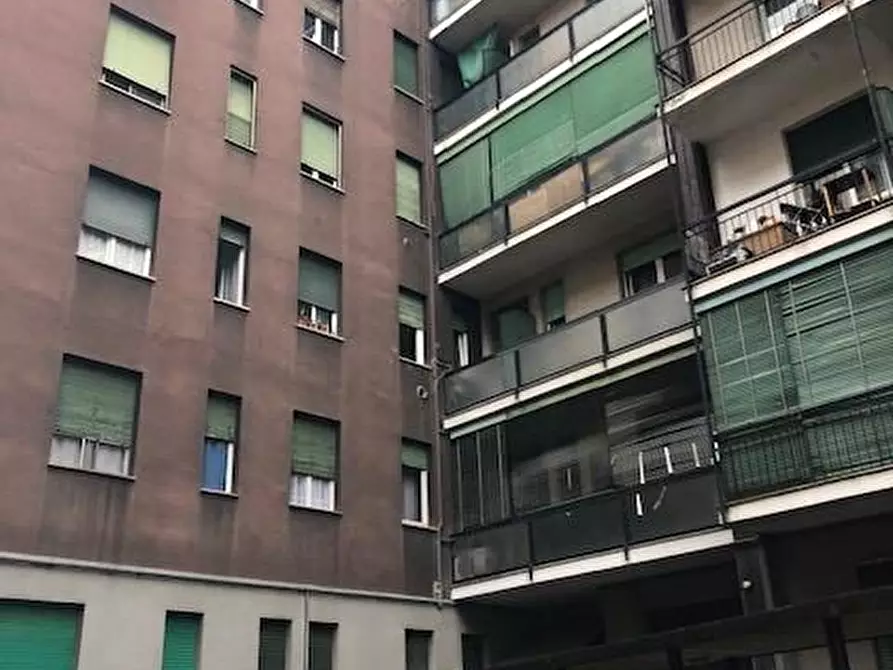 Immagine 7 di Appartamento in vendita  113 a Milano
