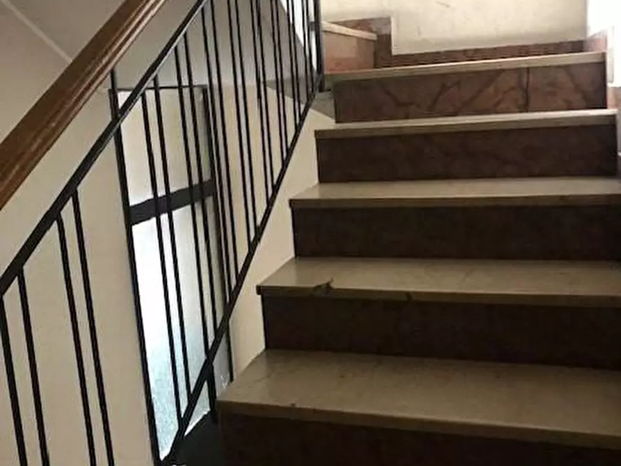 Immagine 9 di Appartamento in vendita  113 a Milano