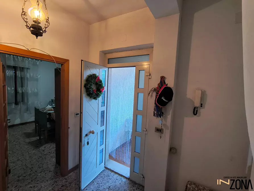 Immagine 7 di Appartamento in vendita  19 a Tortoreto