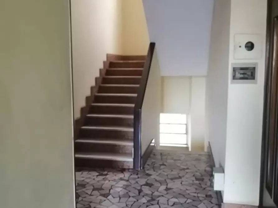 Immagine 5 di Appartamento in vendita  184 a Torino