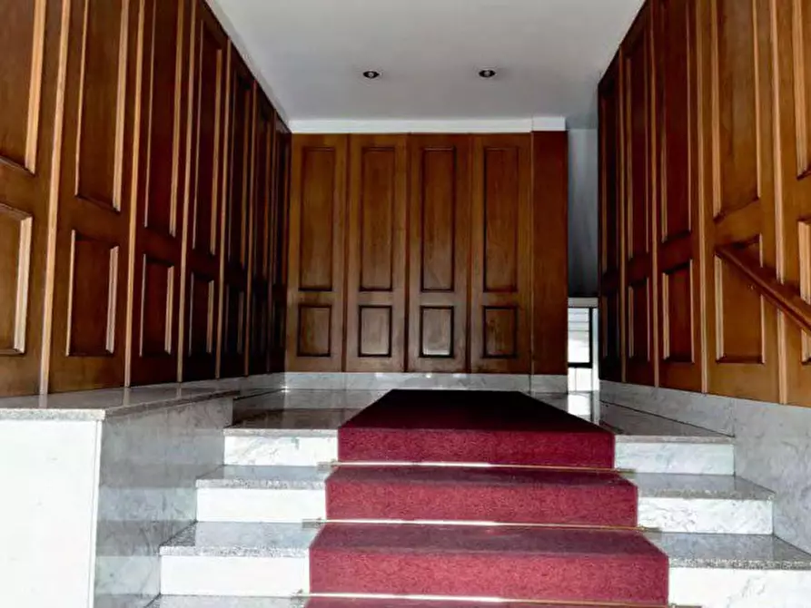 Immagine 5 di Appartamento in vendita  35 a Torino