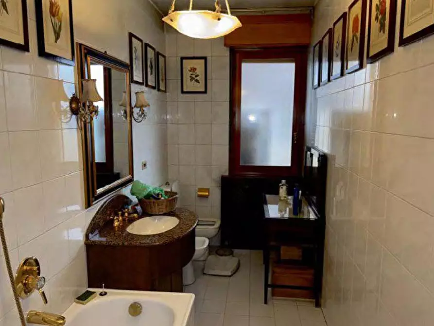 Immagine 10 di Appartamento in vendita  35 a Torino