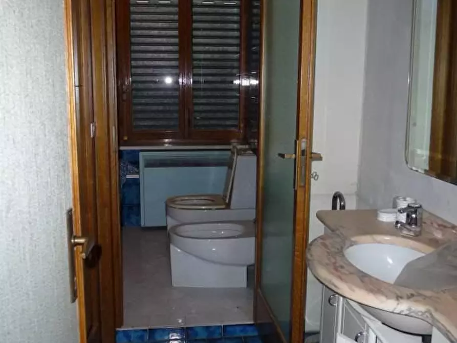 Immagine 9 di Appartamento in vendita  9 a Caselle Torinese