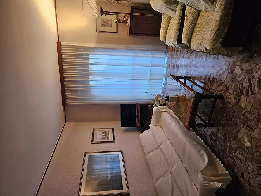 Immagine 6 di Appartamento in vendita  38 a Milano