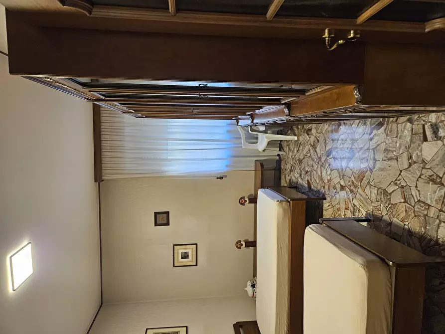 Immagine 8 di Appartamento in vendita  38 a Milano