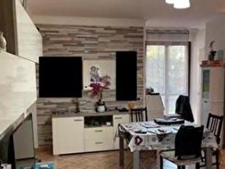 Immagine 8 di Appartamento in vendita  62 a Romano Canavese