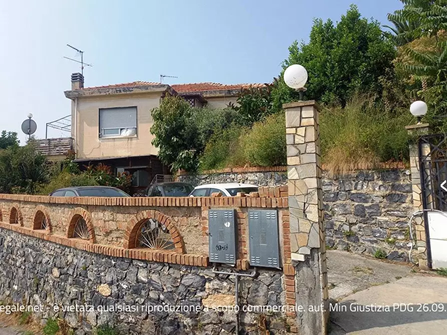 Immagine 4 di Casa semindipendente in vendita  25 a Albenga