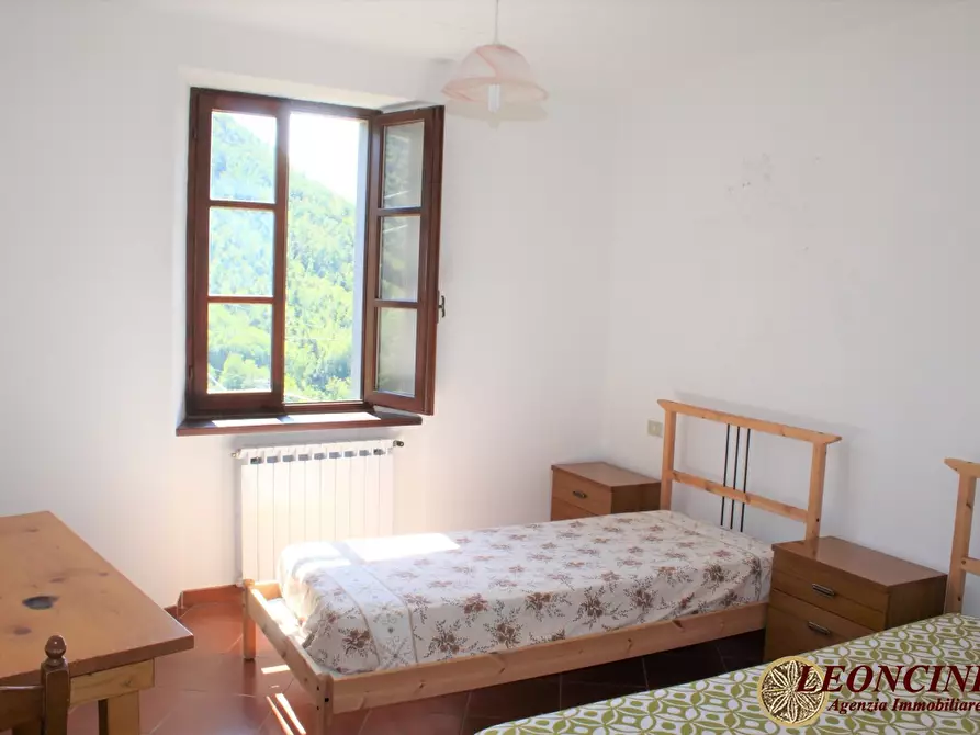 Immagine 9 di Rustico / casale in vendita  23 a Bagnone