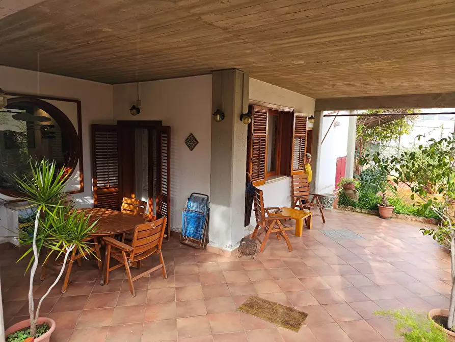 Immagine 2 di Villa in vendita  a Palermo